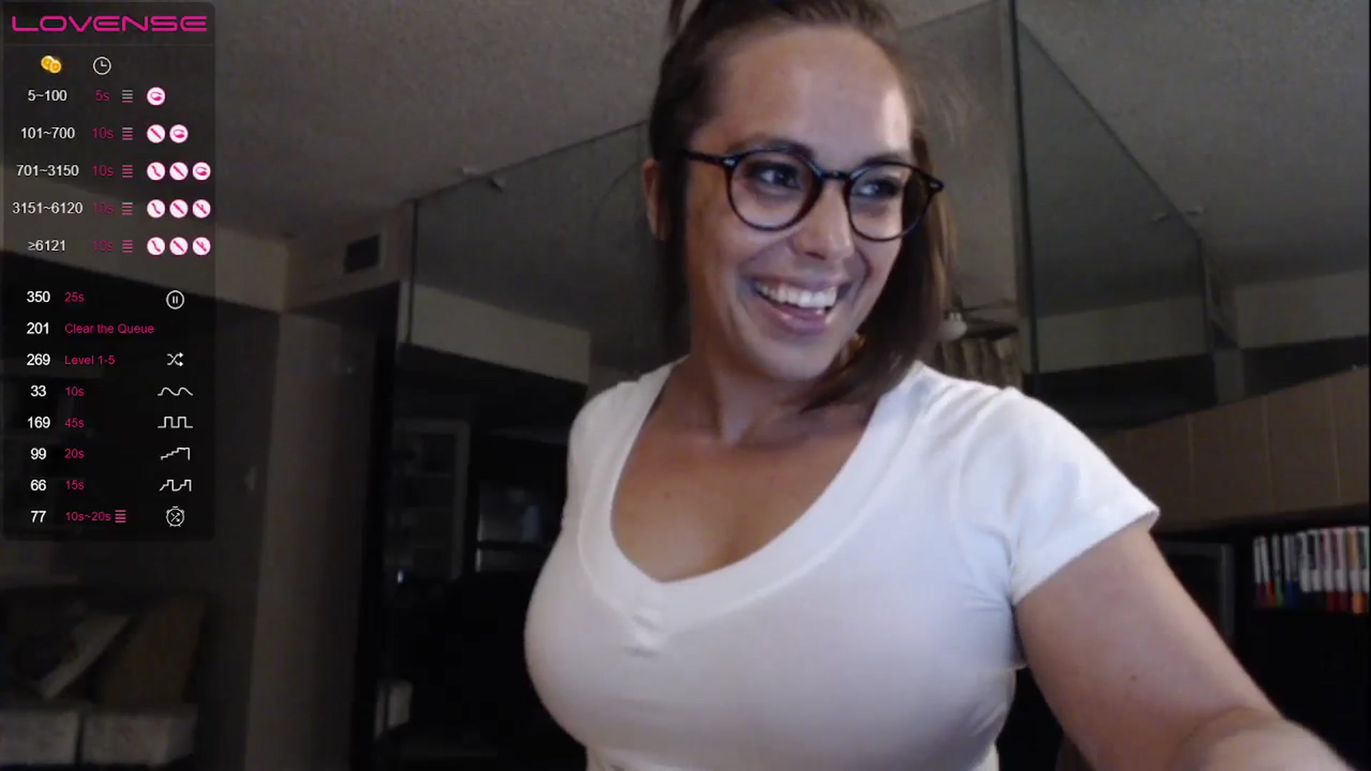 Gallery image thumbnail from TemptinDesire's myfreecams stream on, 08/03/2023, 11:59 image 15 of 20