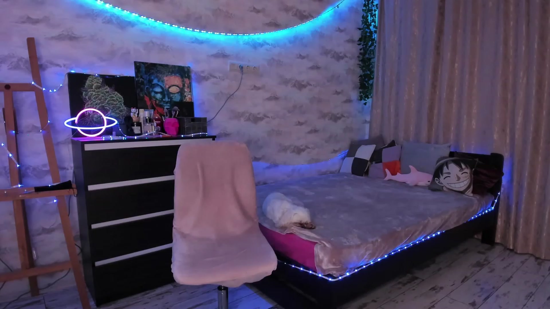 Gallery image thumbnail from TemptingSiren's myfreecams stream on, 11/22/2023, 04:09 image 16 of 20