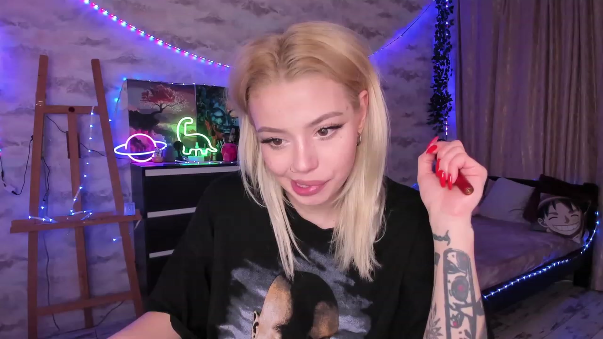 Gallery image thumbnail from TemptingSiren's myfreecams stream on, 01/15/2024, 03:45 image 16 of 20