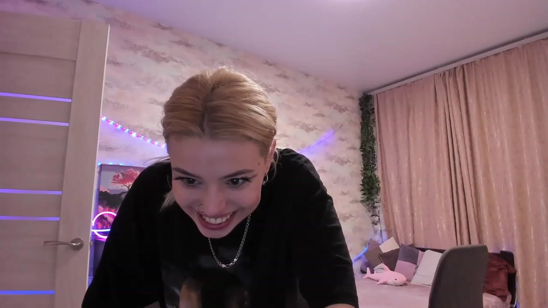 Gallery image thumbnail from TemptingSiren's myfreecams stream on, 01/20/2024, 07:40 image 10 of 20