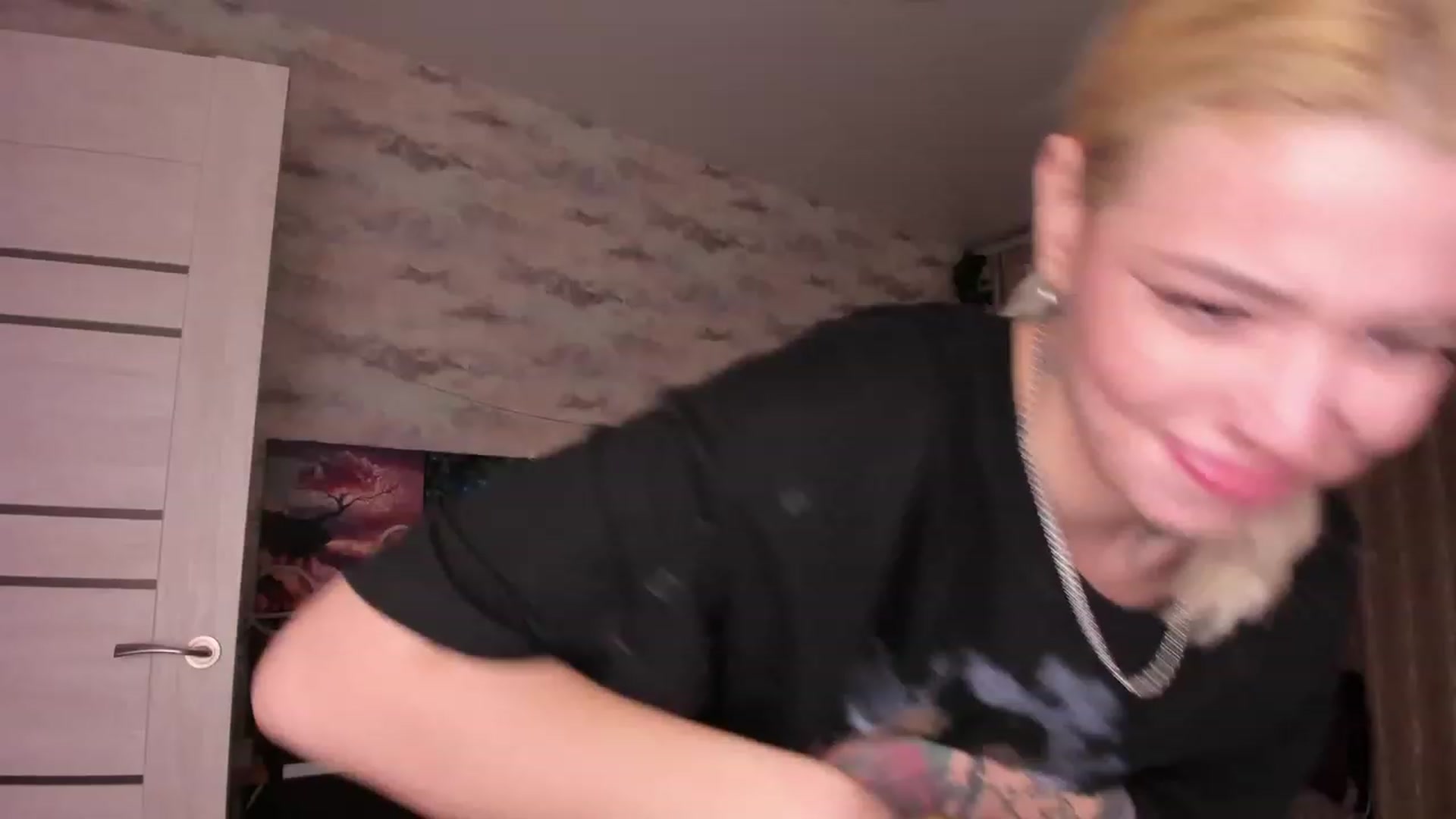 Gallery image thumbnail from TemptingSiren's myfreecams stream on, 01/20/2024, 07:40 image 19 of 20