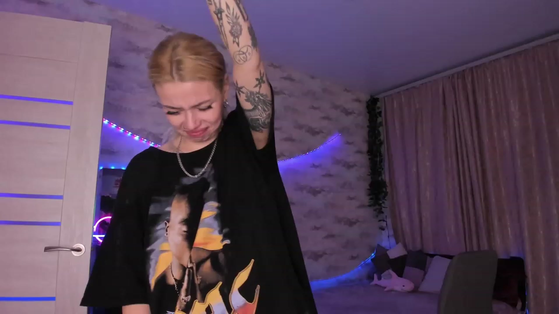 Gallery image thumbnail from TemptingSiren's myfreecams stream on, 01/20/2024, 07:40 image 13 of 20