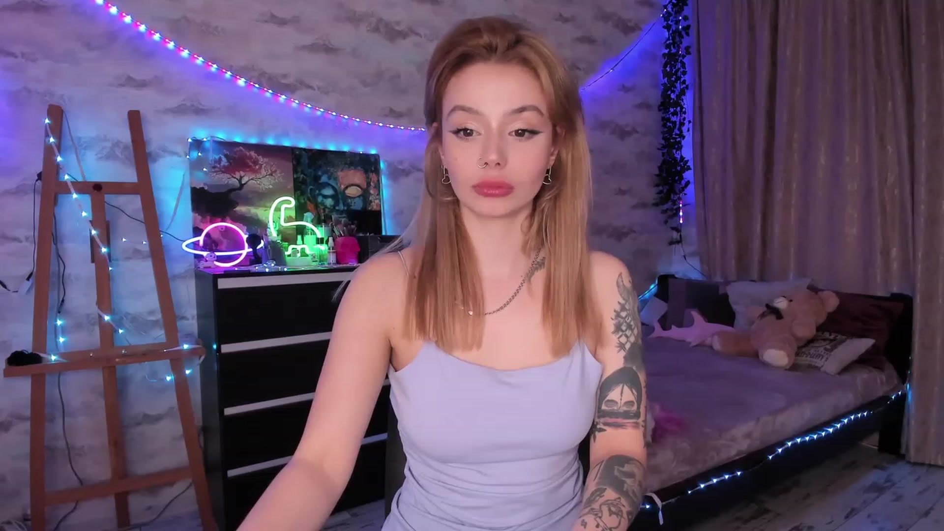 Gallery image thumbnail from TemptingSiren's myfreecams stream on, 03/11/2024, 04:01 image 11 of 20