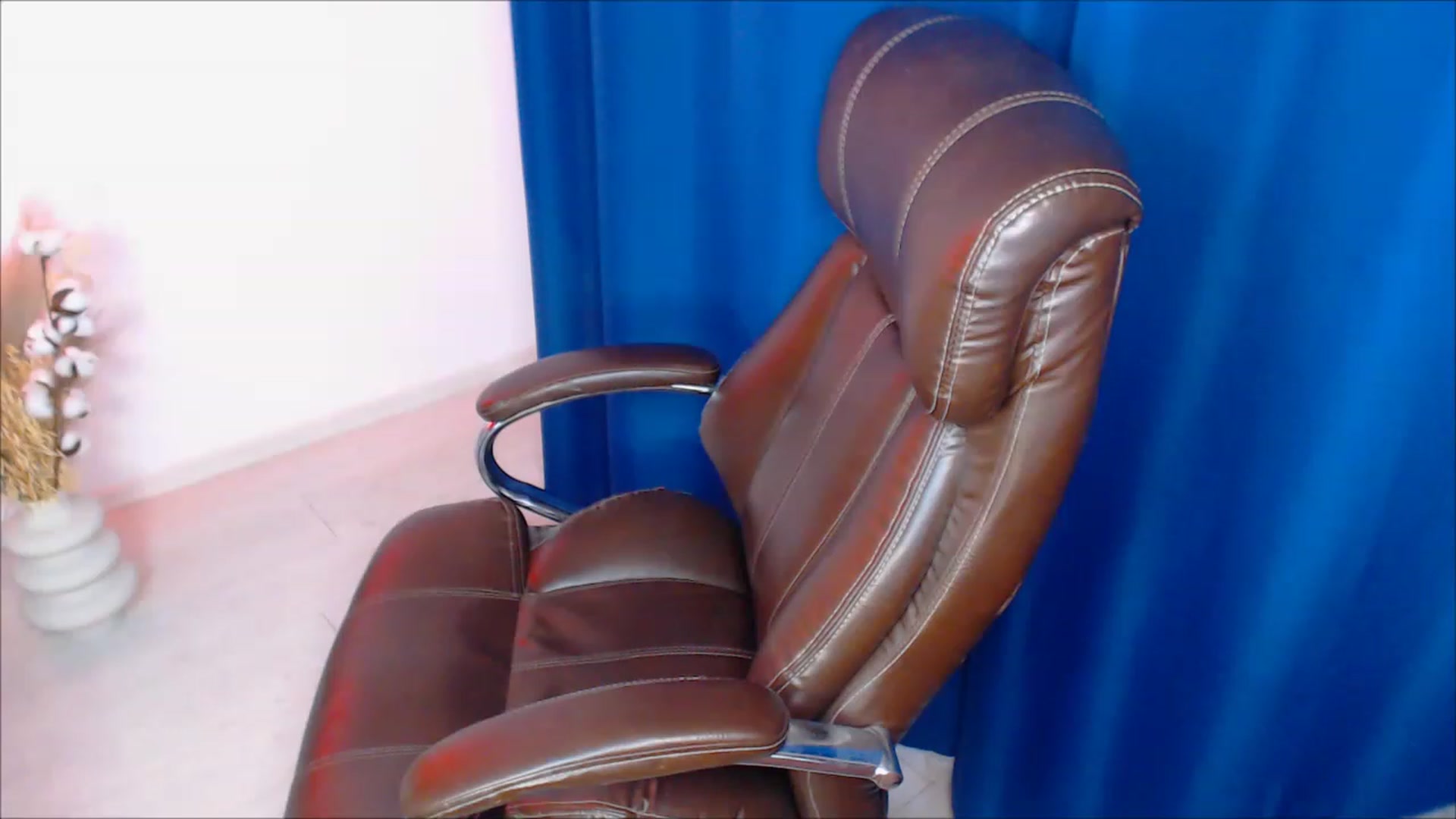 Gallery image thumbnail from TemptressJade's myfreecams stream on, 01/23/2023, 12:14 image 17 of 20