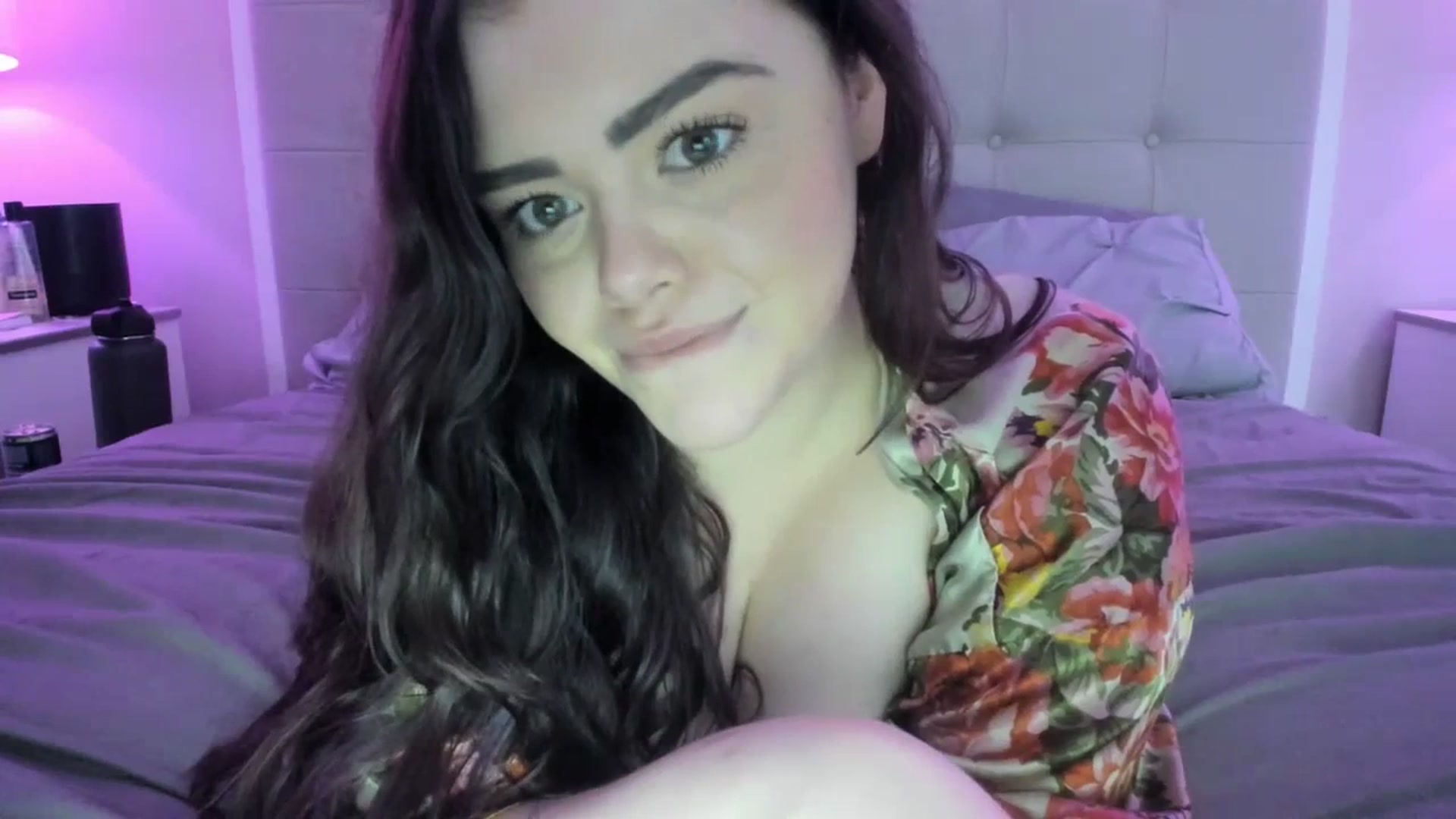 Gallery image thumbnail from TemptressV's myfreecams stream on, 07/13/2023, 01:50 image 2 of 20