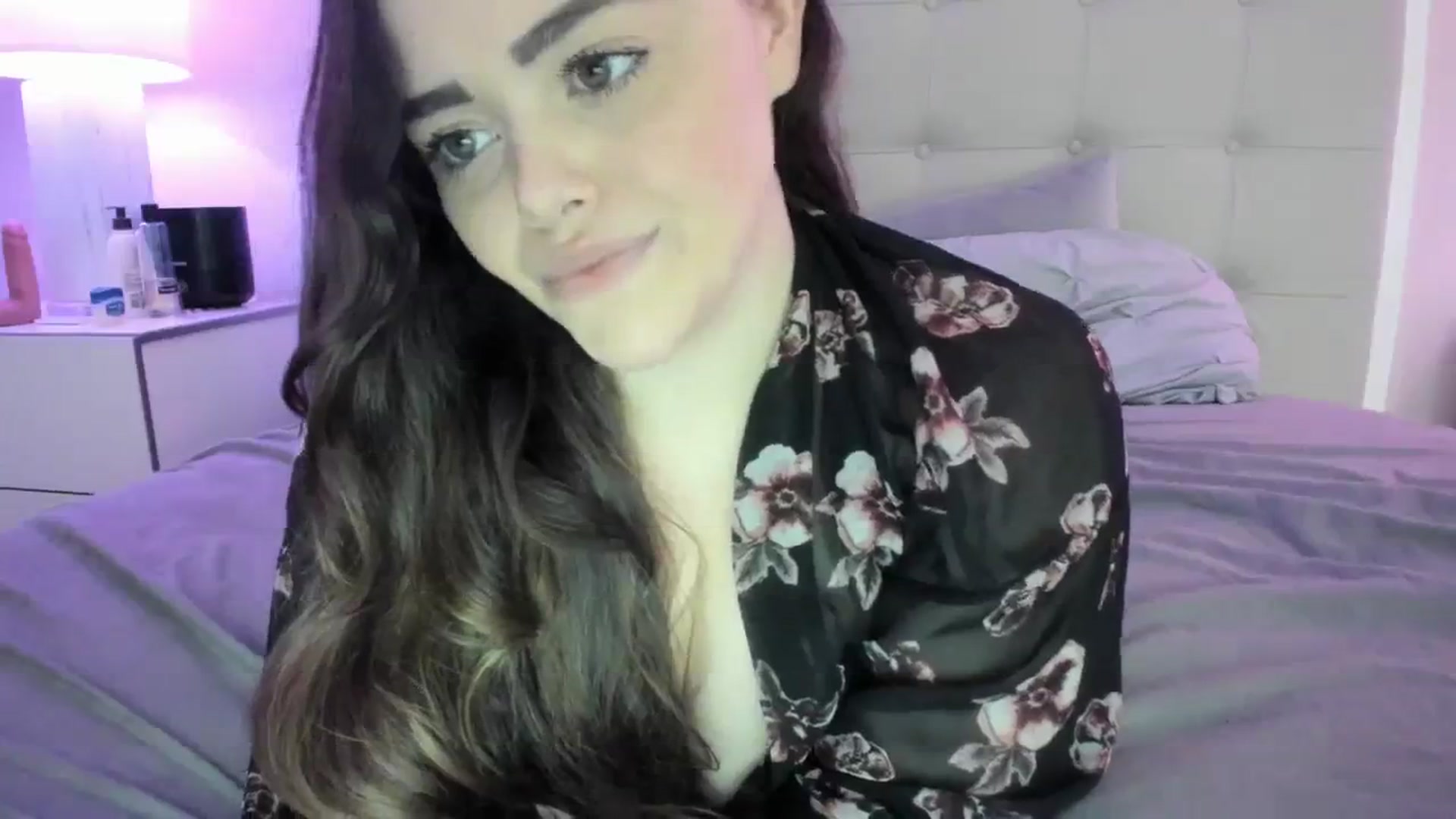Gallery image thumbnail from TemptressV's myfreecams stream on, 09/06/2023, 05:04 image 12 of 20