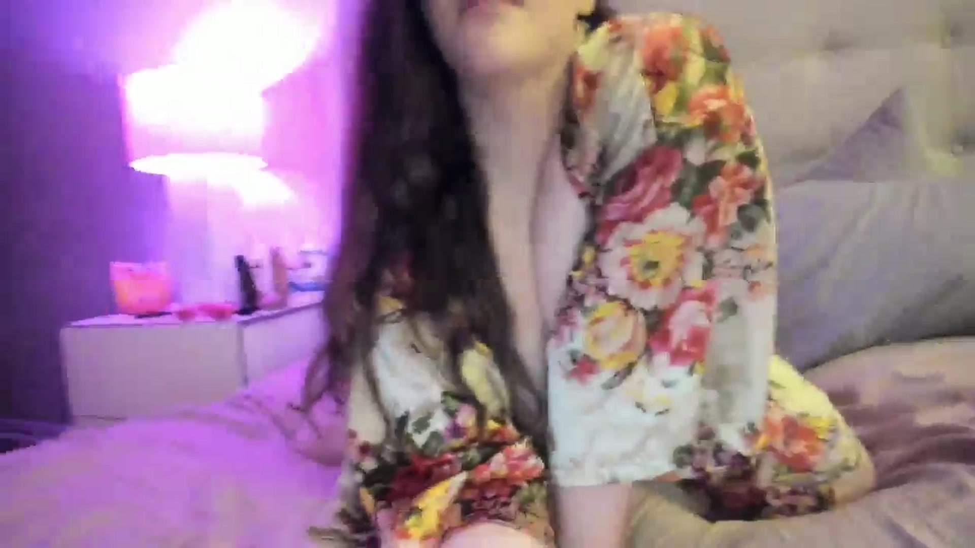 Gallery image thumbnail from TemptressV's myfreecams stream on, 08/25/2024, 05:17 image 11 of 20