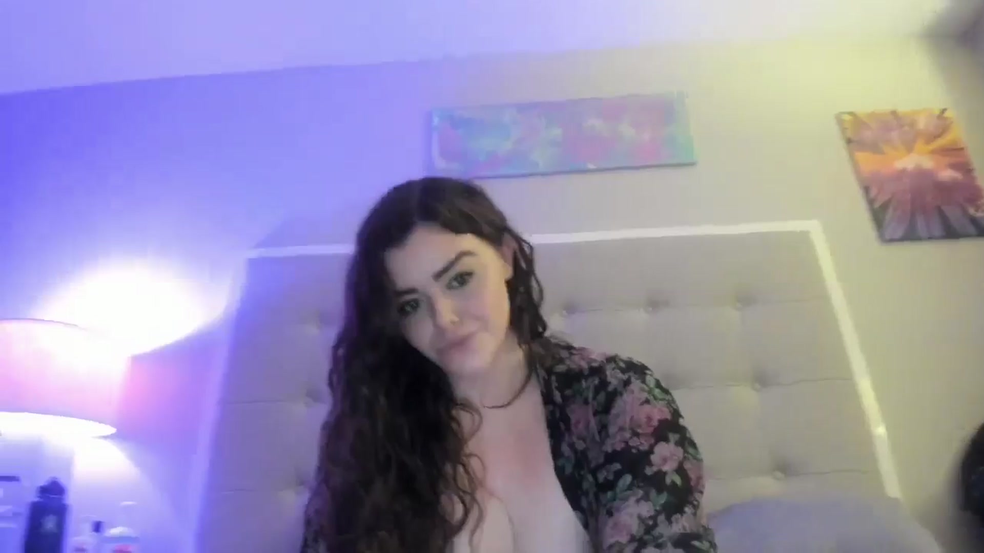 Gallery image thumbnail from TemptressV's myfreecams stream on, 10/22/2024, 23:06 image 3 of 20