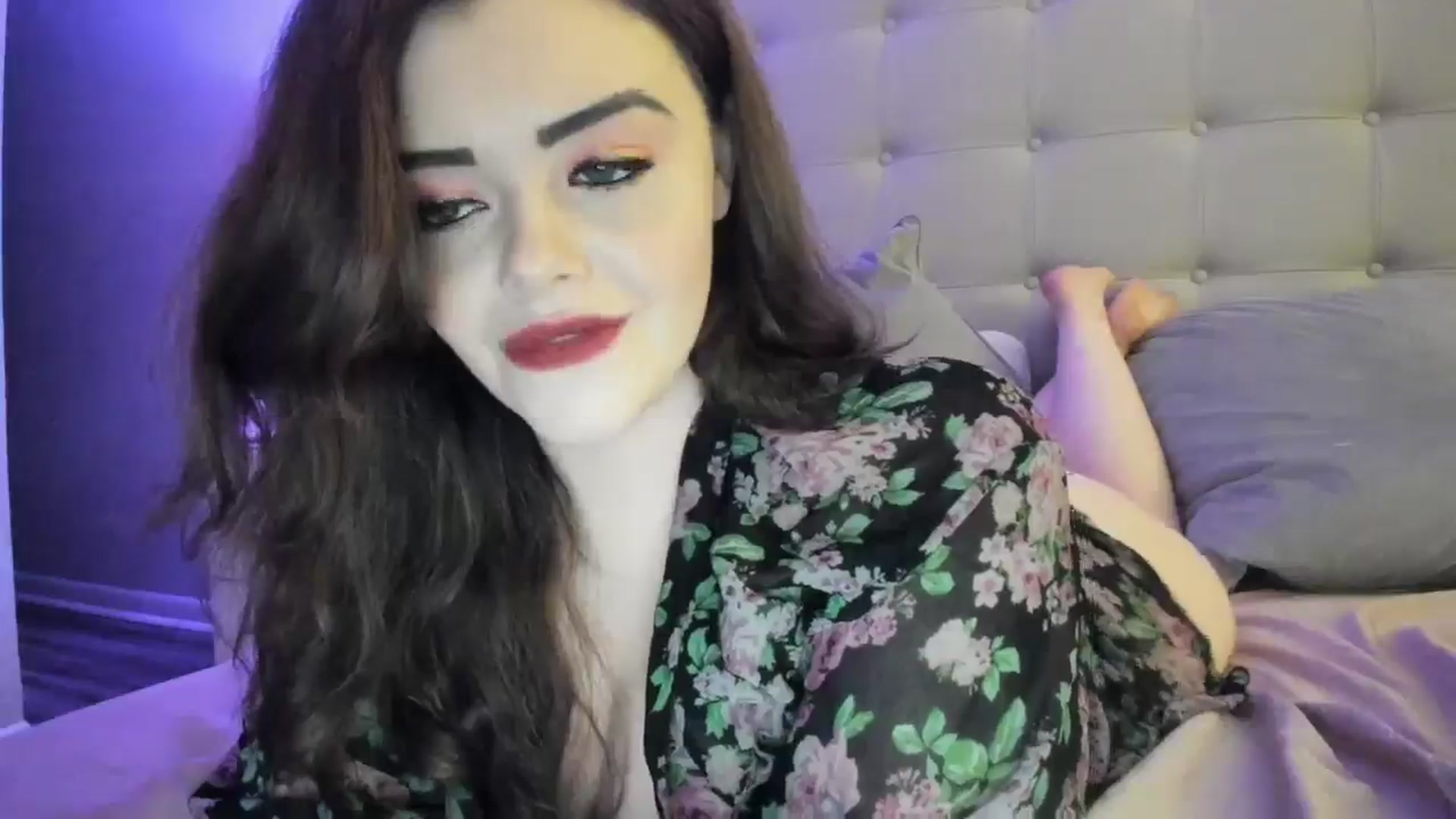 Gallery image thumbnail from TemptressV's myfreecams stream on, 01/12/2025, 09:02 image 20 of 20