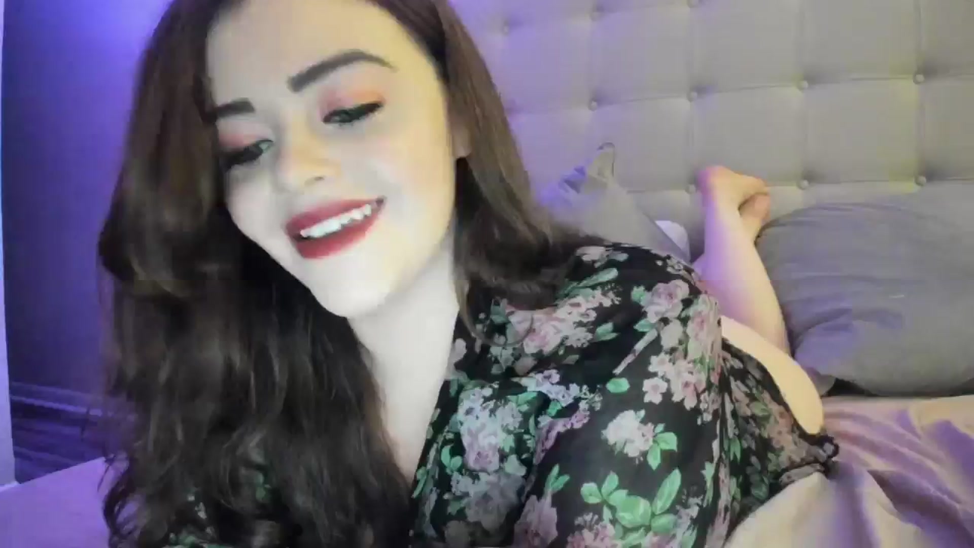 Gallery image thumbnail from TemptressV's myfreecams stream on, 01/12/2025, 09:02 image 14 of 20