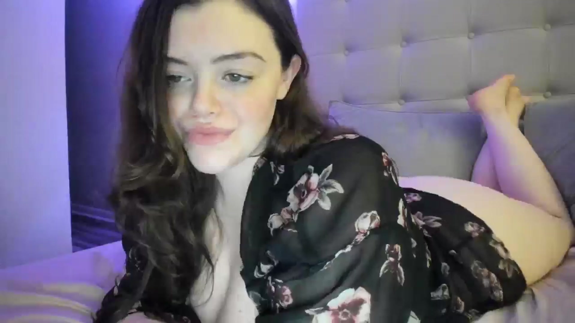 Gallery image thumbnail from TemptressV's myfreecams stream on, 03/23/2025, 08:13 image 20 of 20