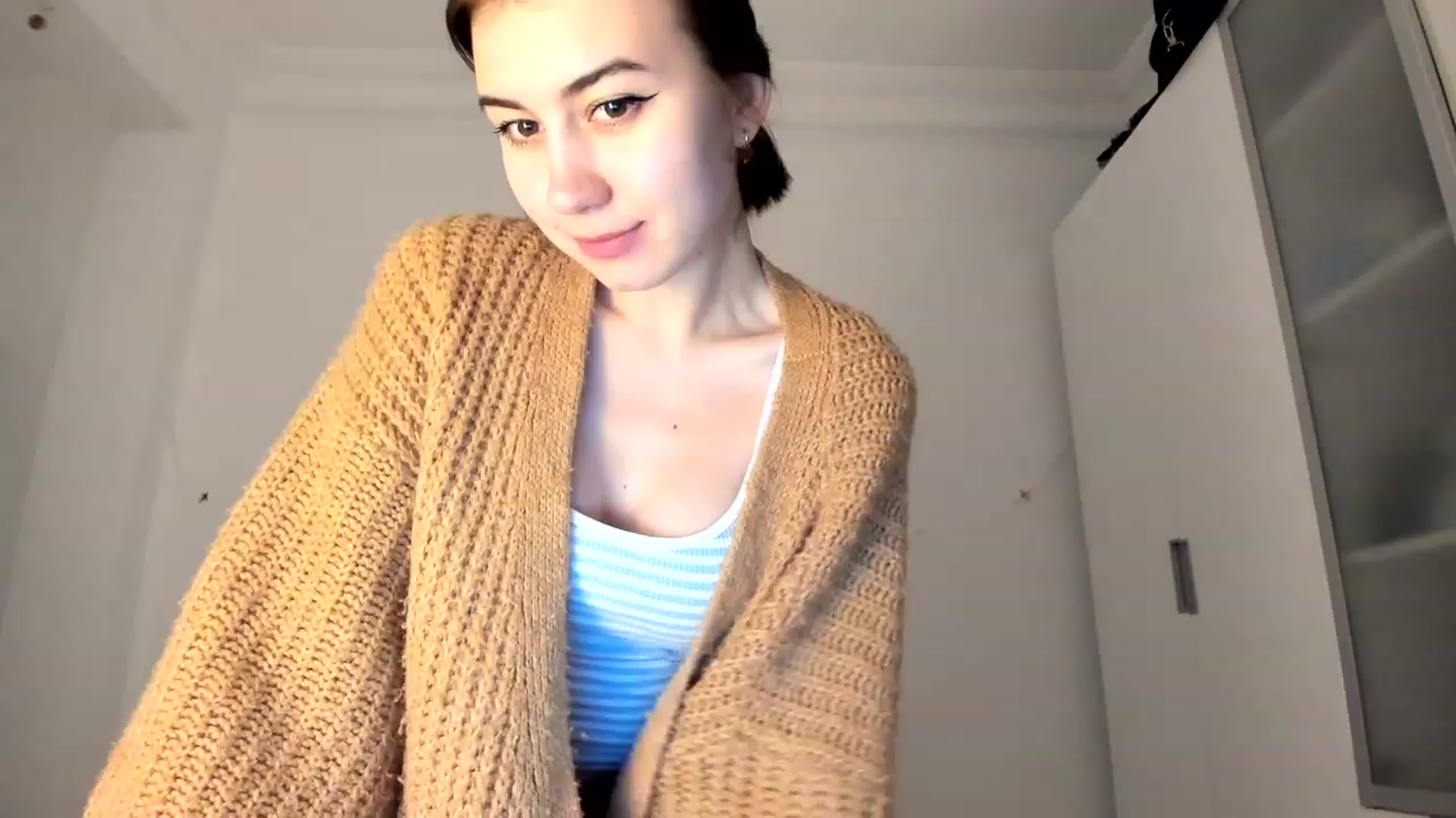Gallery image thumbnail from Temptressy's myfreecams stream on, 01/30/2024, 17:48 image 3 of 20