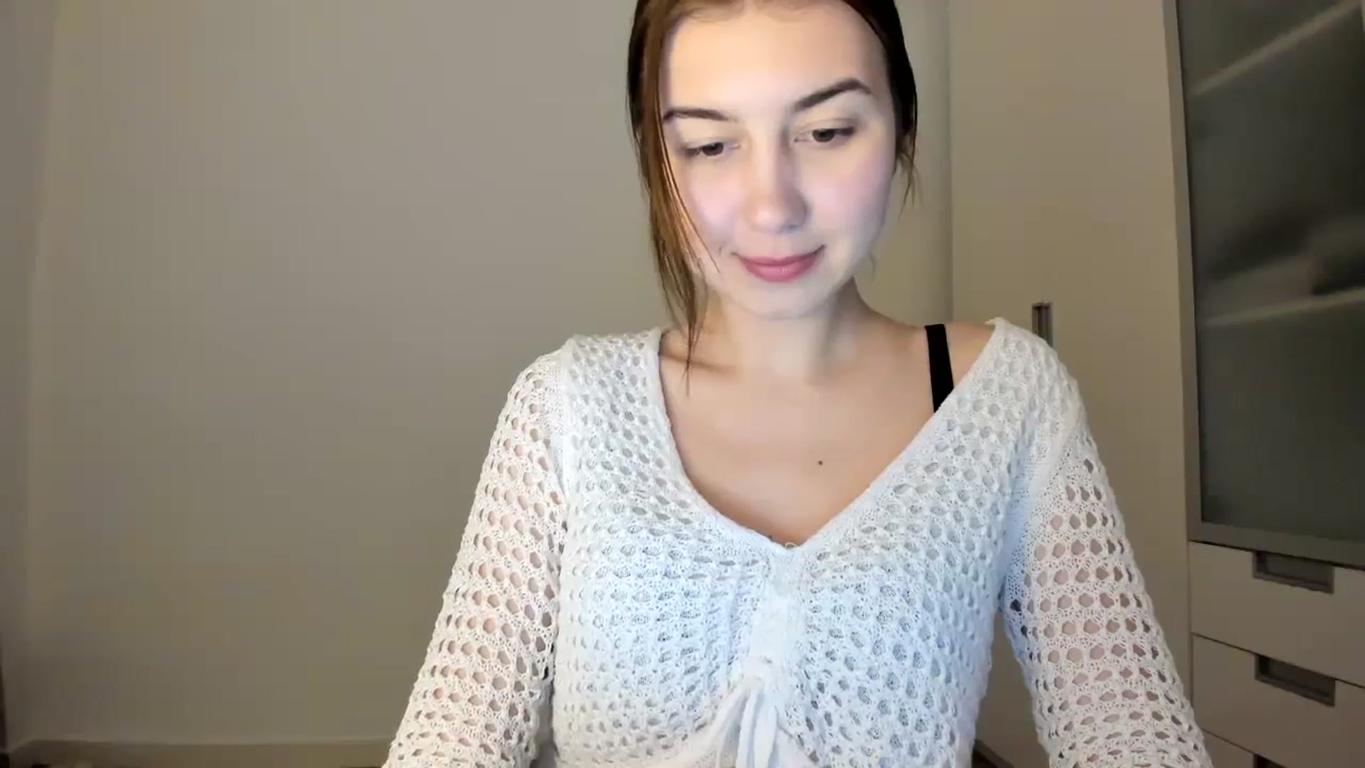 Gallery image thumbnail from Temptressy's myfreecams stream on, 02/21/2024, 18:04 image 10 of 20