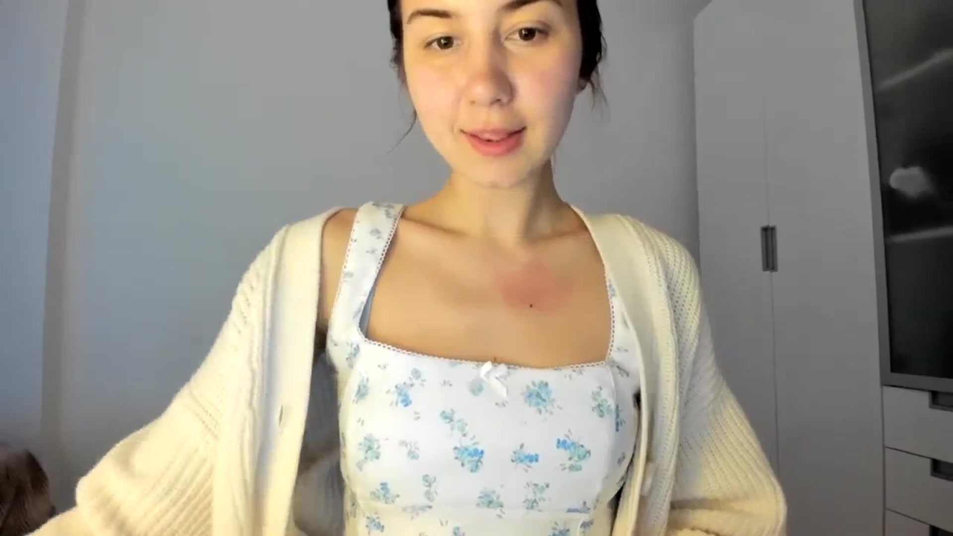 Gallery image thumbnail from Temptressy's myfreecams stream on, 03/13/2024, 23:51 image 17 of 20