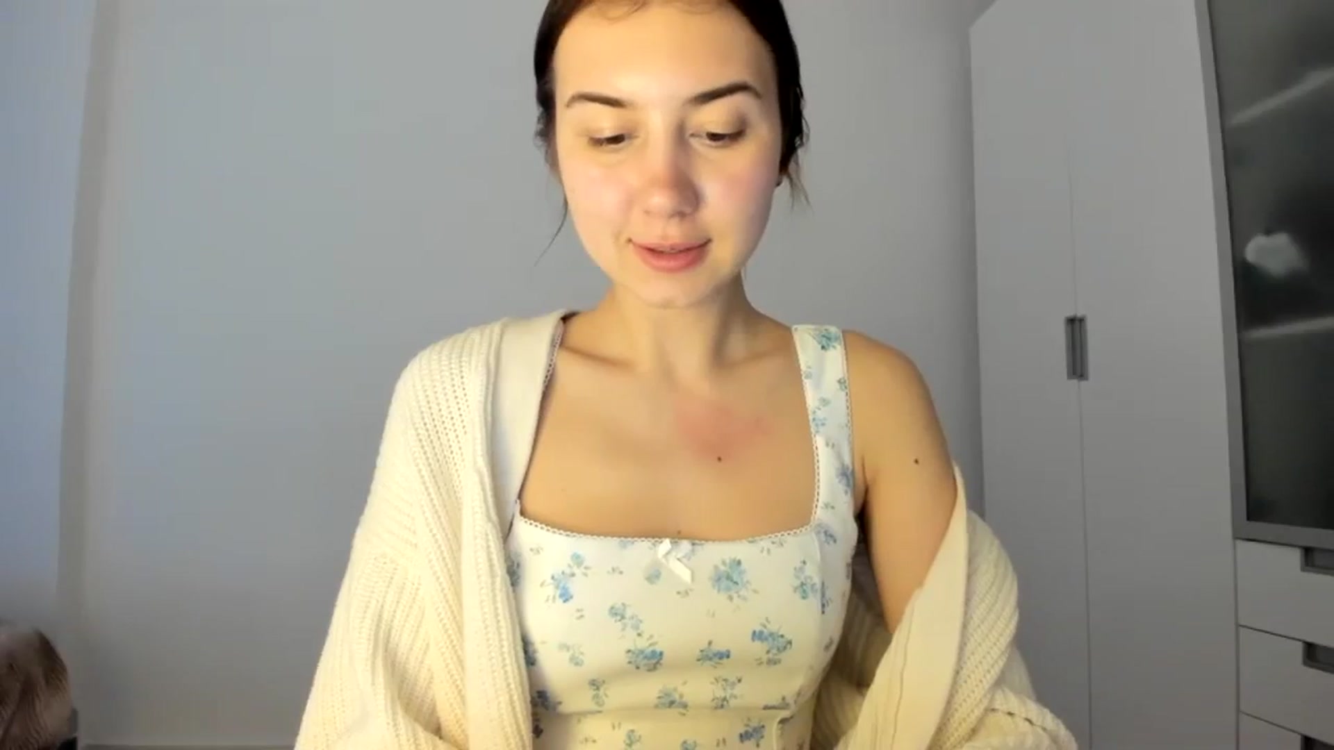 Gallery image thumbnail from Temptressy's myfreecams stream on, 03/13/2024, 23:51 image 13 of 20