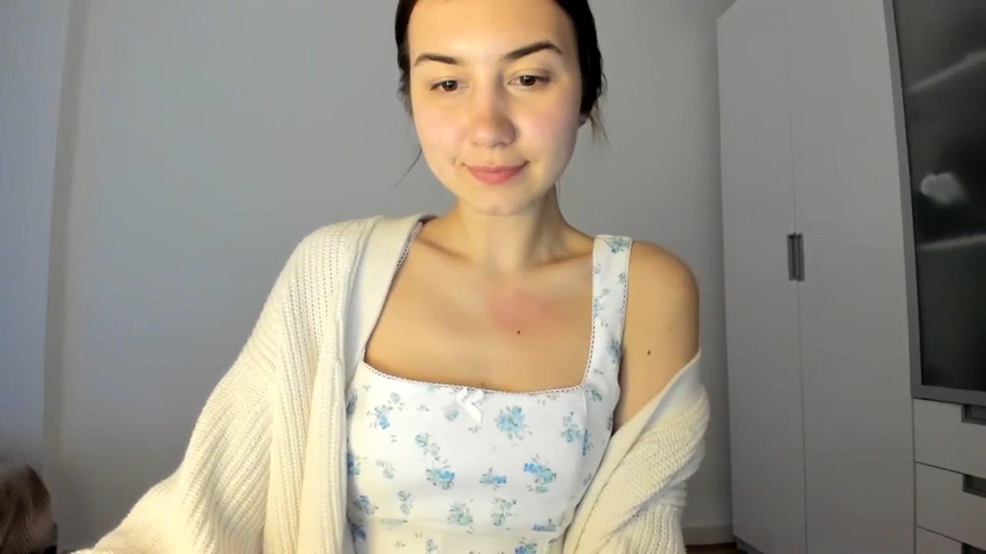 Gallery image thumbnail from Temptressy's myfreecams stream on, 03/13/2024, 23:51 image 12 of 20