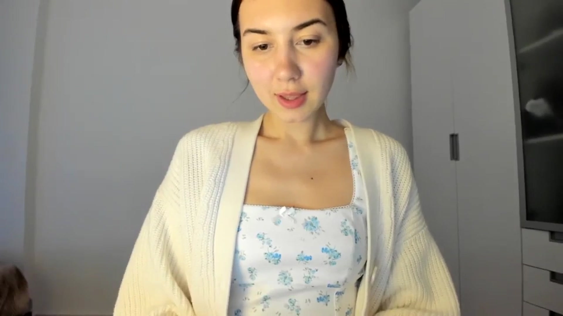 Gallery image thumbnail from Temptressy's myfreecams stream on, 03/13/2024, 23:51 image 2 of 20