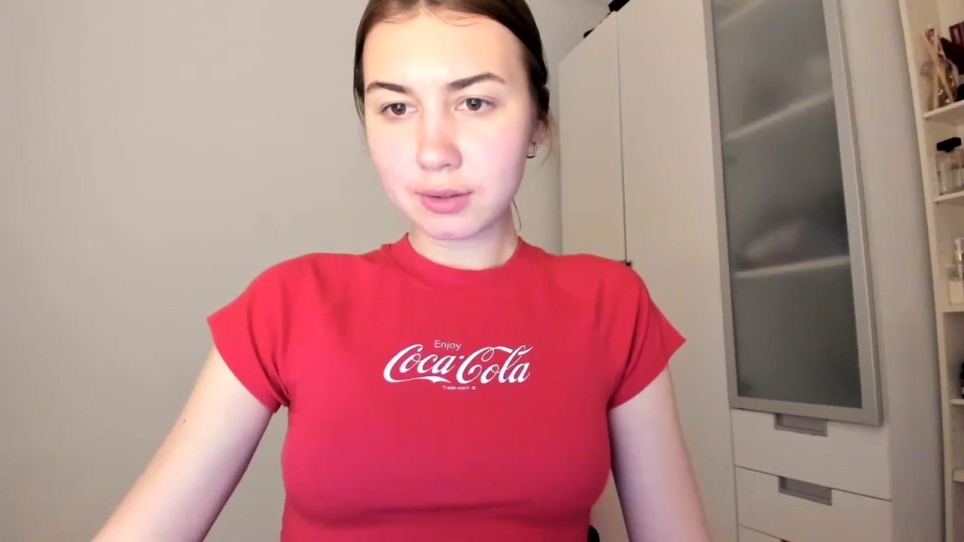 Gallery image thumbnail from Temptressy's myfreecams stream on, 03/17/2024, 21:54 image 18 of 20