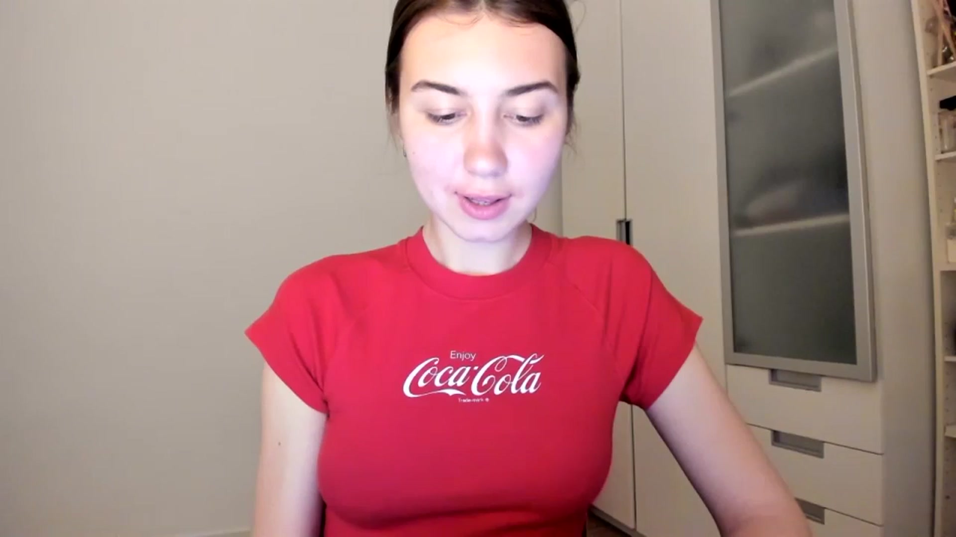 Gallery image thumbnail from Temptressy's myfreecams stream on, 03/17/2024, 21:54 image 11 of 20