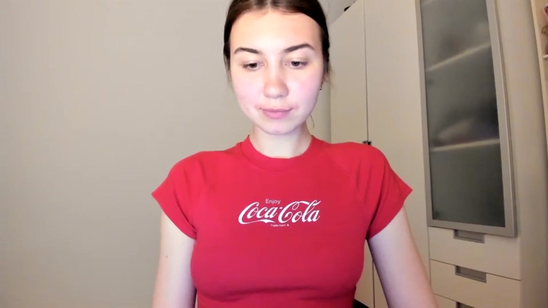 Gallery image thumbnail from Temptressy's myfreecams stream on, 03/17/2024, 21:54 image 3 of 20