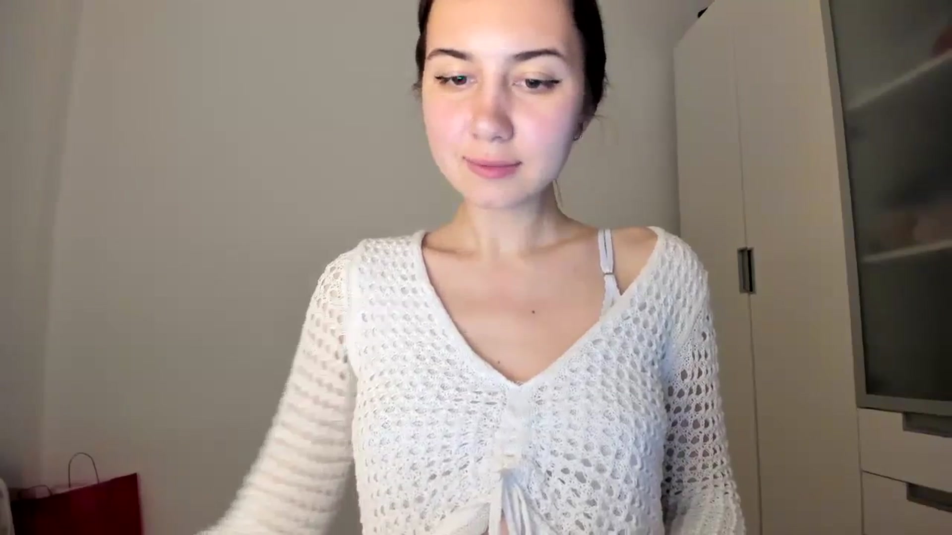 Gallery image thumbnail from Temptressy's myfreecams stream on, 03/28/2024, 20:20 image 4 of 20