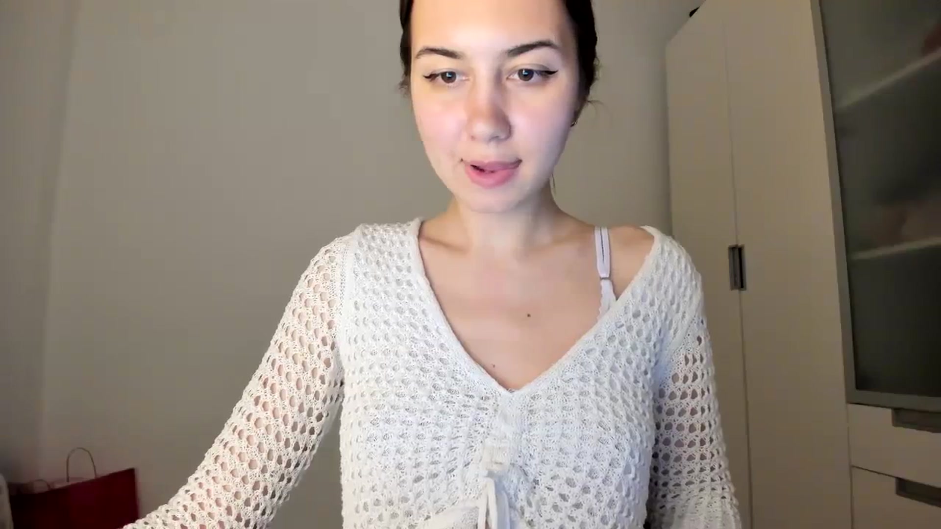 Gallery image thumbnail from Temptressy's myfreecams stream on, 03/28/2024, 20:20 image 7 of 20