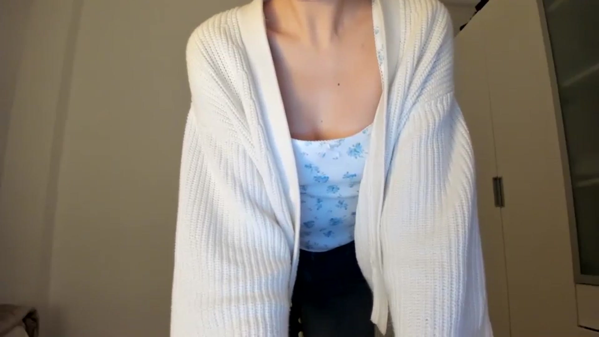 Gallery image thumbnail from Temptressy's myfreecams stream on, 03/31/2024, 20:29 image 11 of 20