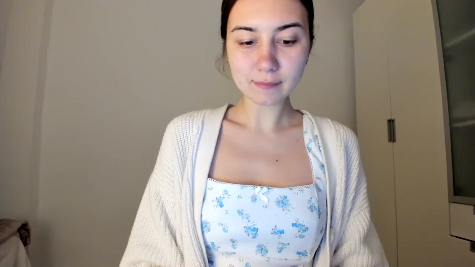 Gallery image thumbnail from Temptressy's myfreecams stream on, 03/31/2024, 20:29 image 13 of 20