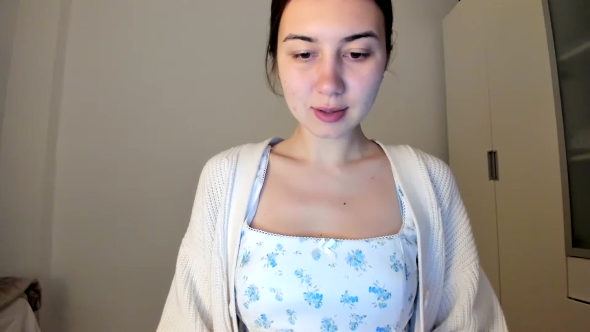 Gallery image thumbnail from Temptressy's myfreecams stream on, 03/31/2024, 20:29 image 7 of 20