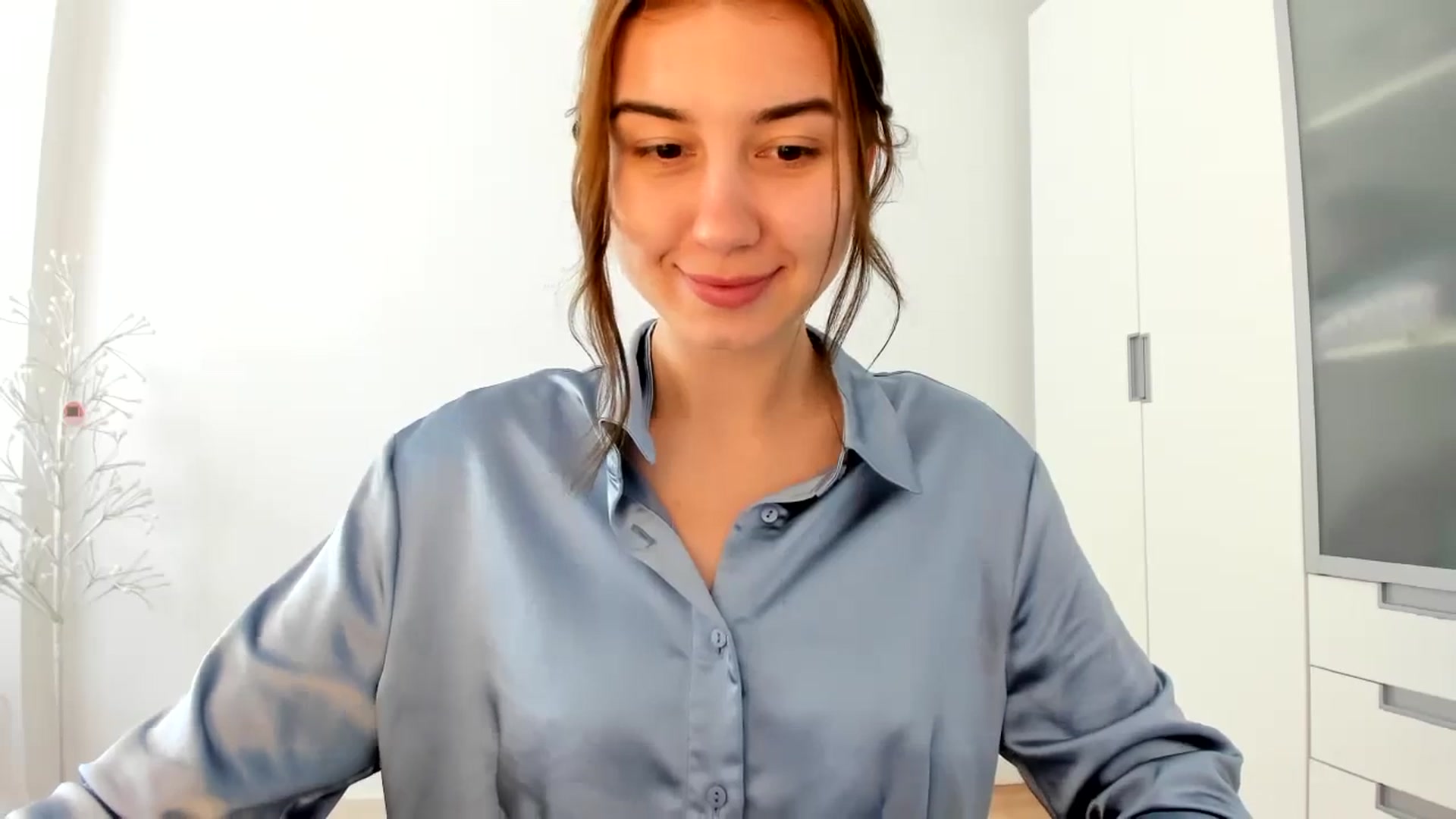 Gallery image thumbnail from Temptressy's myfreecams stream on, 04/26/2024, 14:13 image 16 of 20