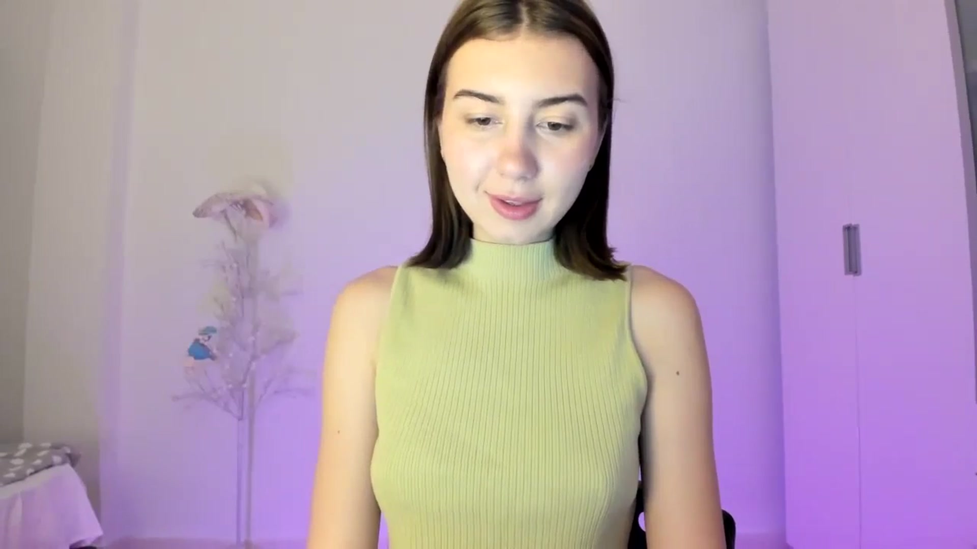 Gallery image thumbnail from Temptressy's myfreecams stream on, 05/06/2024, 13:36 image 6 of 20
