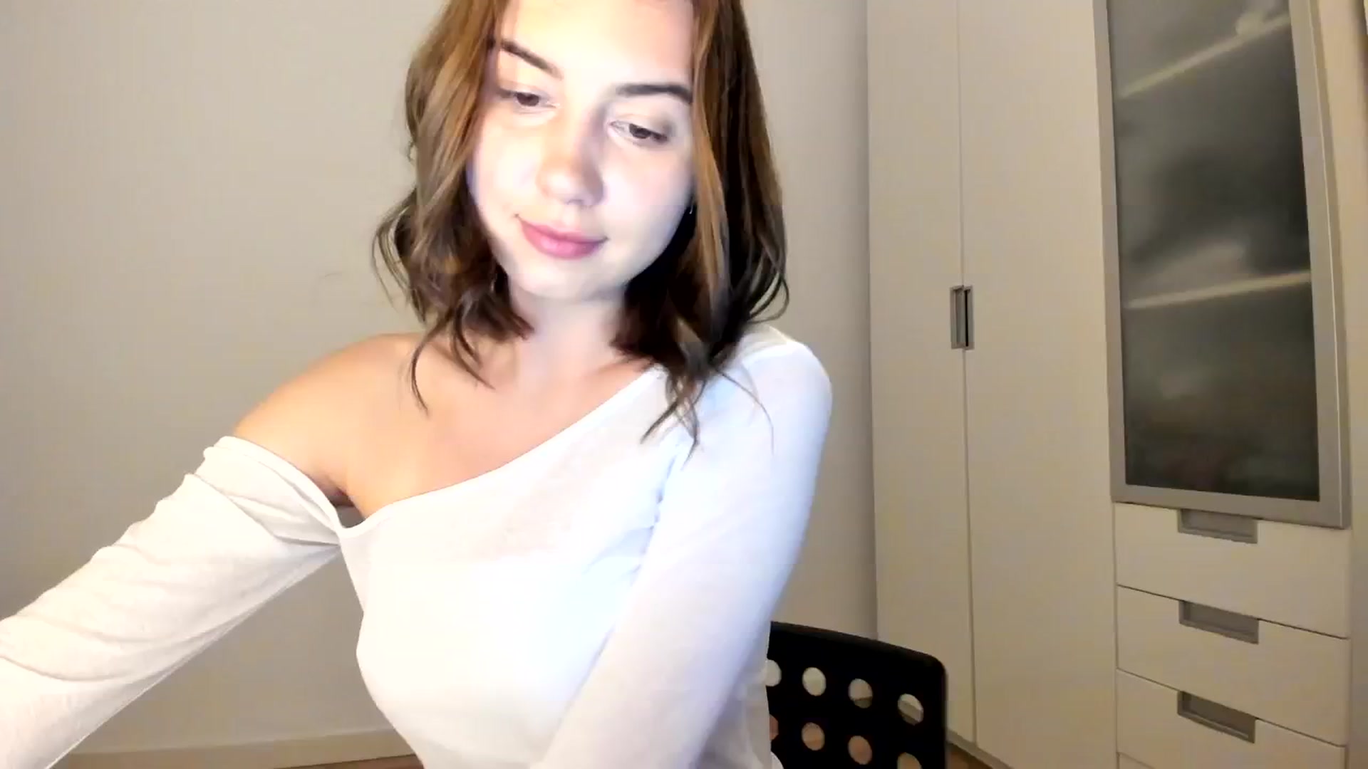 Gallery image thumbnail from Temptressy's myfreecams stream on, 05/10/2024, 20:01 image 9 of 20