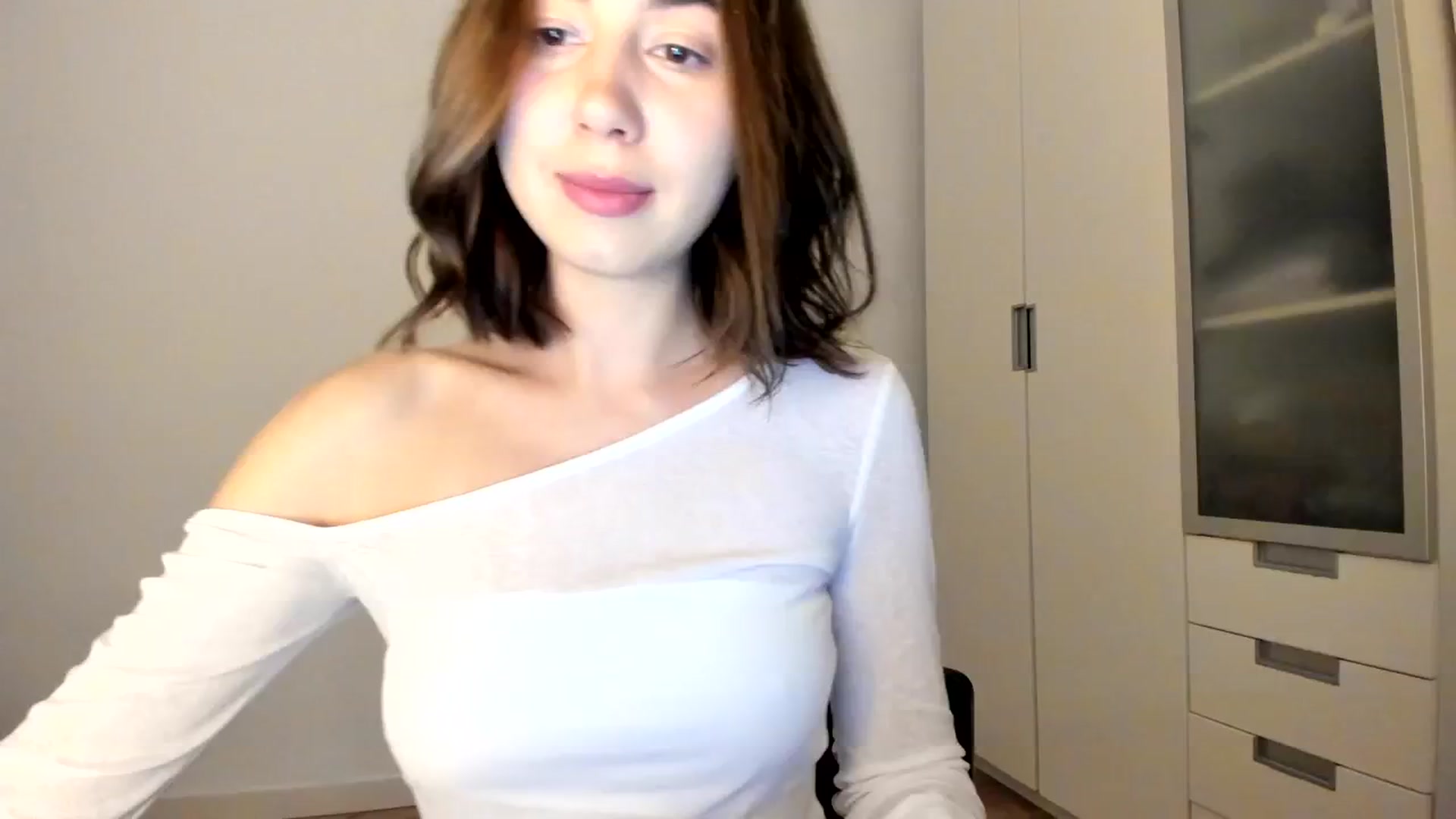Gallery image thumbnail from Temptressy's myfreecams stream on, 05/10/2024, 20:01 image 16 of 20