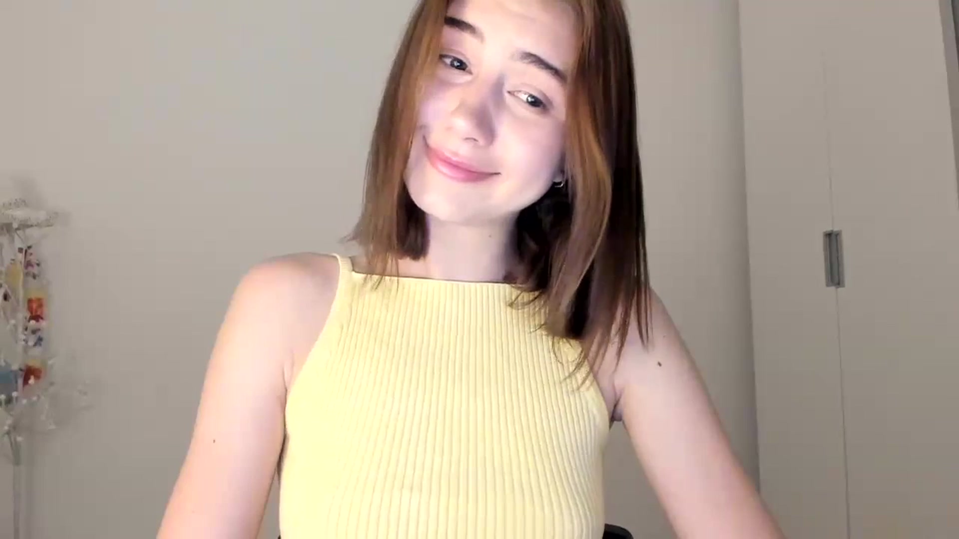 Gallery image thumbnail from Temptressy's myfreecams stream on, 05/15/2024, 19:55 image 11 of 20