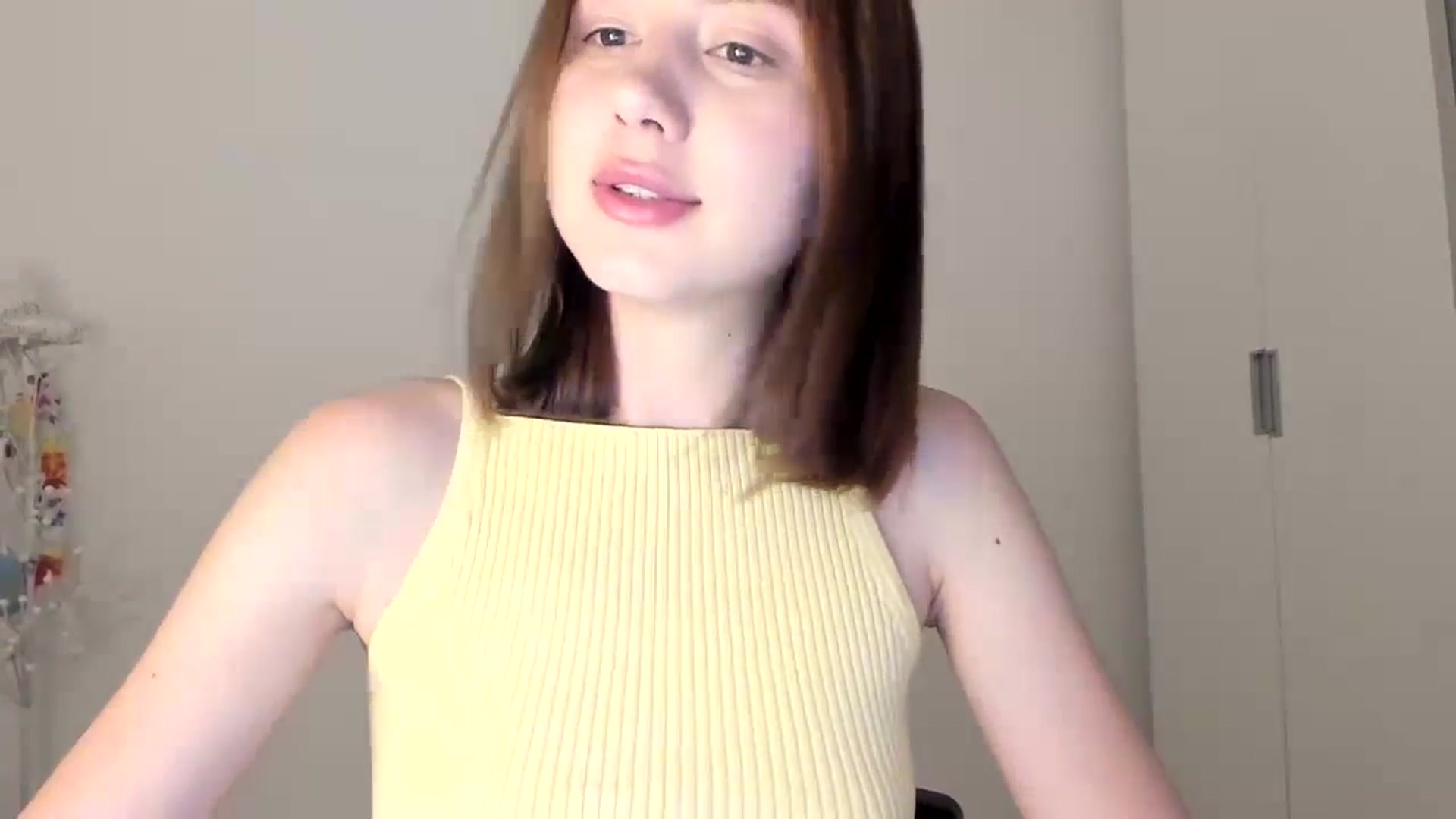 Gallery image thumbnail from Temptressy's myfreecams stream on, 05/15/2024, 19:55 image 9 of 20