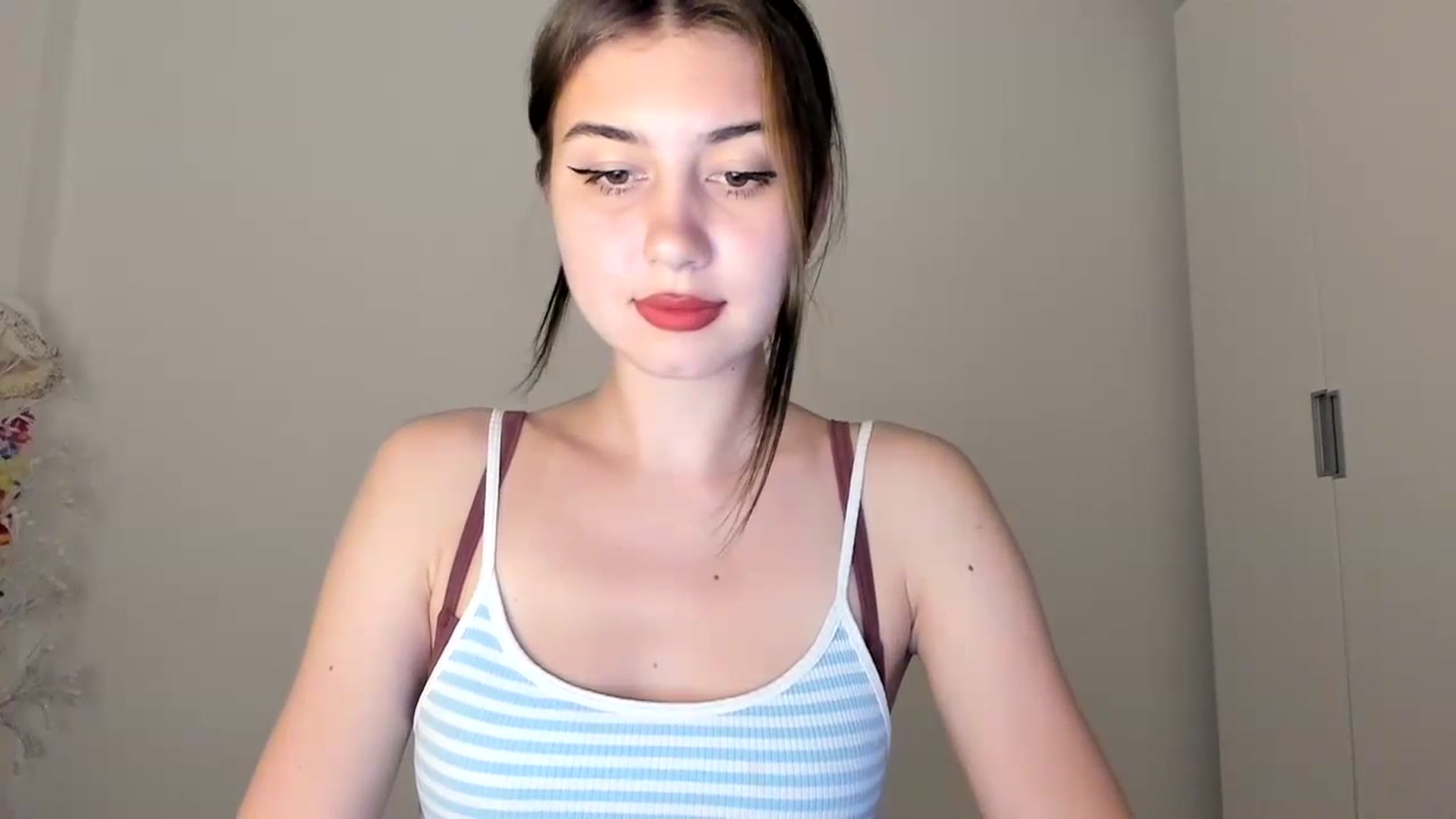 Gallery image thumbnail from Temptressy's myfreecams stream on, 06/05/2024, 20:41 image 17 of 20