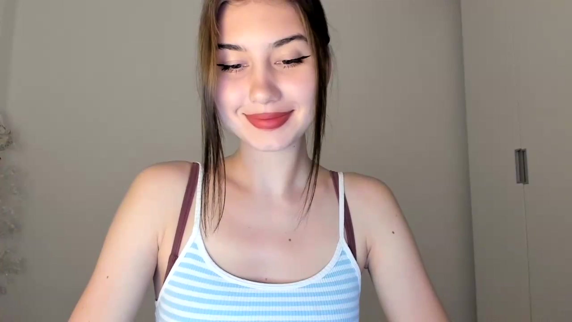 Gallery image thumbnail from Temptressy's myfreecams stream on, 06/05/2024, 20:41 image 3 of 20