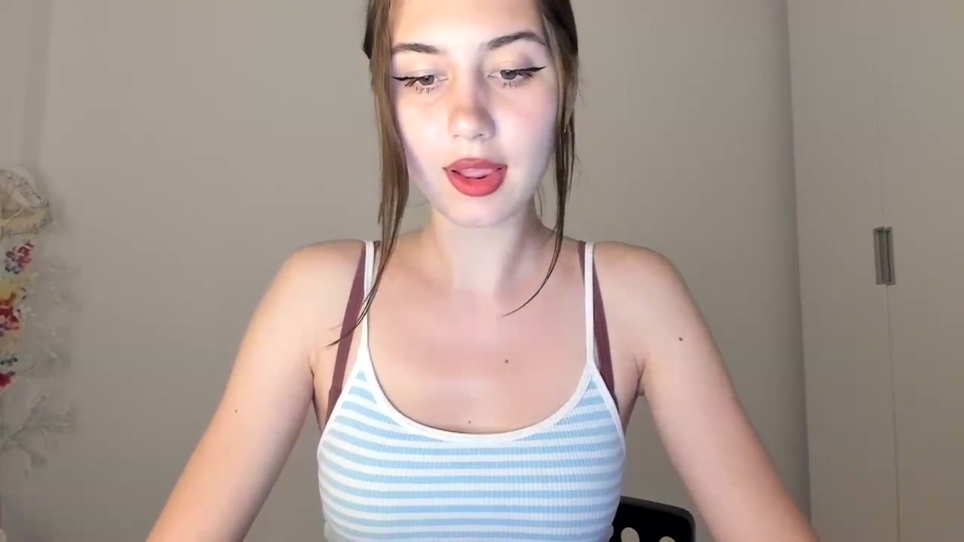 Gallery image thumbnail from Temptressy's myfreecams stream on, 06/05/2024, 21:21 image 4 of 20