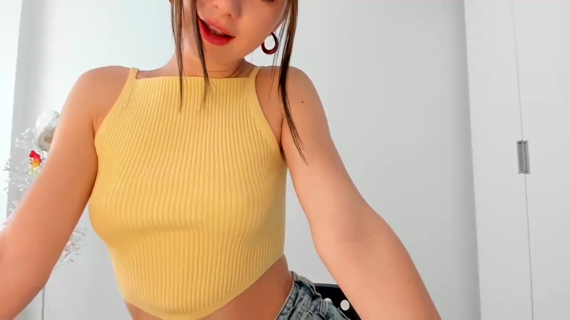 Gallery image thumbnail from Temptressy's myfreecams stream on, 06/07/2024, 12:34 image 7 of 20