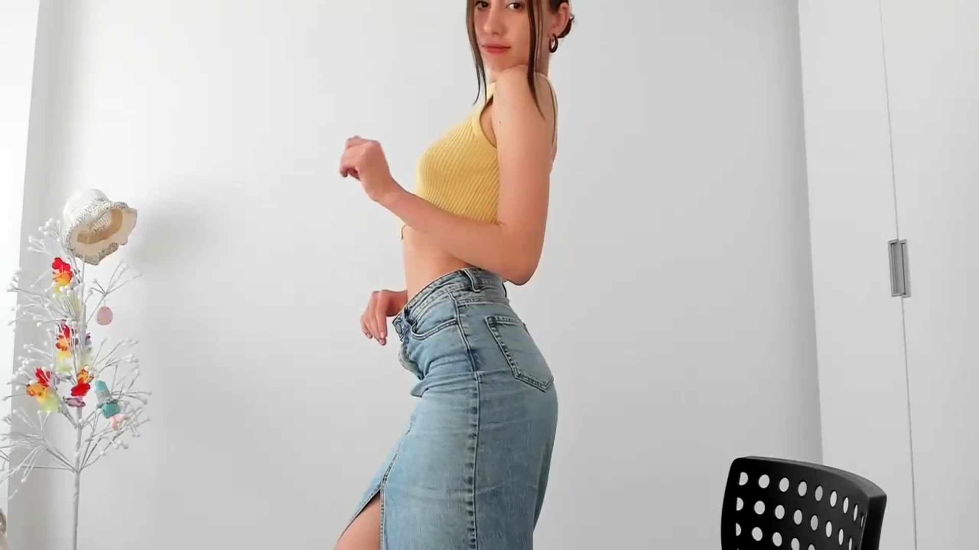 Gallery image thumbnail from Temptressy's myfreecams stream on, 06/07/2024, 12:34 image 17 of 20