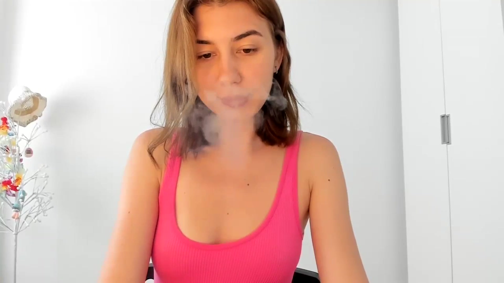 Gallery image thumbnail from Temptressy's myfreecams stream on, 06/12/2024, 16:02 image 16 of 20