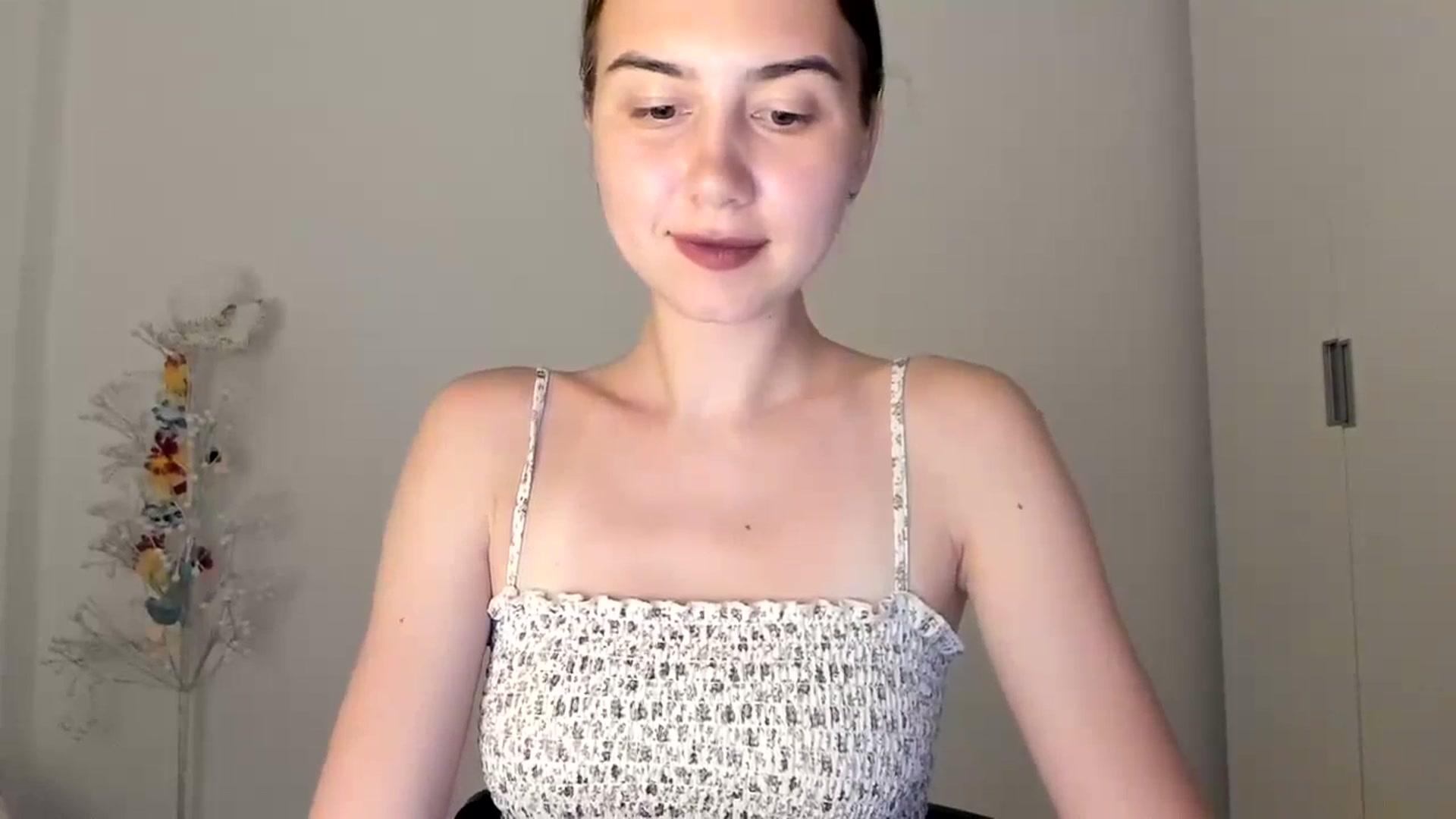 Gallery image thumbnail from Temptressy's myfreecams stream on, 06/14/2024, 20:36 image 7 of 20