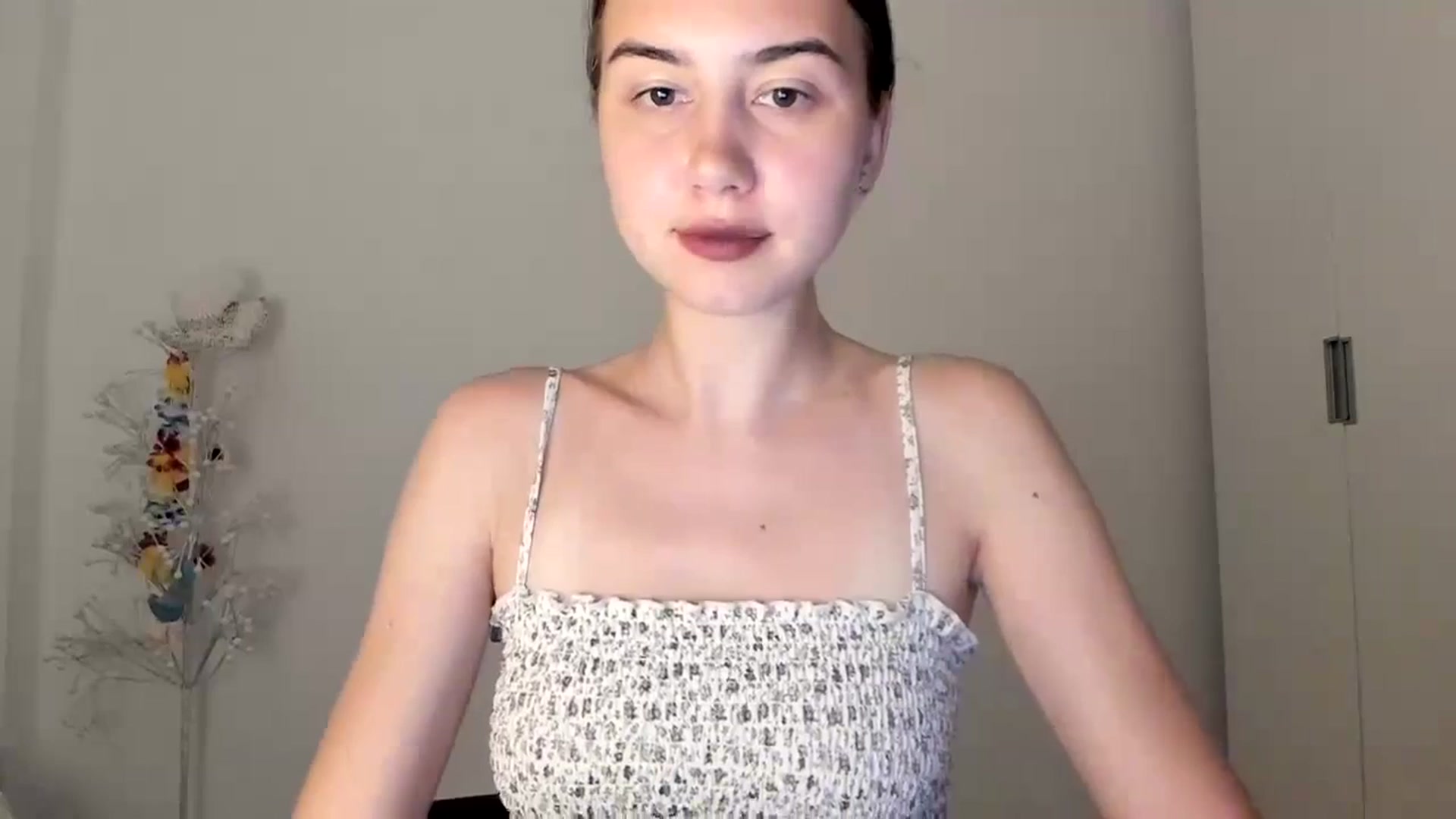 Gallery image thumbnail from Temptressy's myfreecams stream on, 06/14/2024, 20:36 image 2 of 20