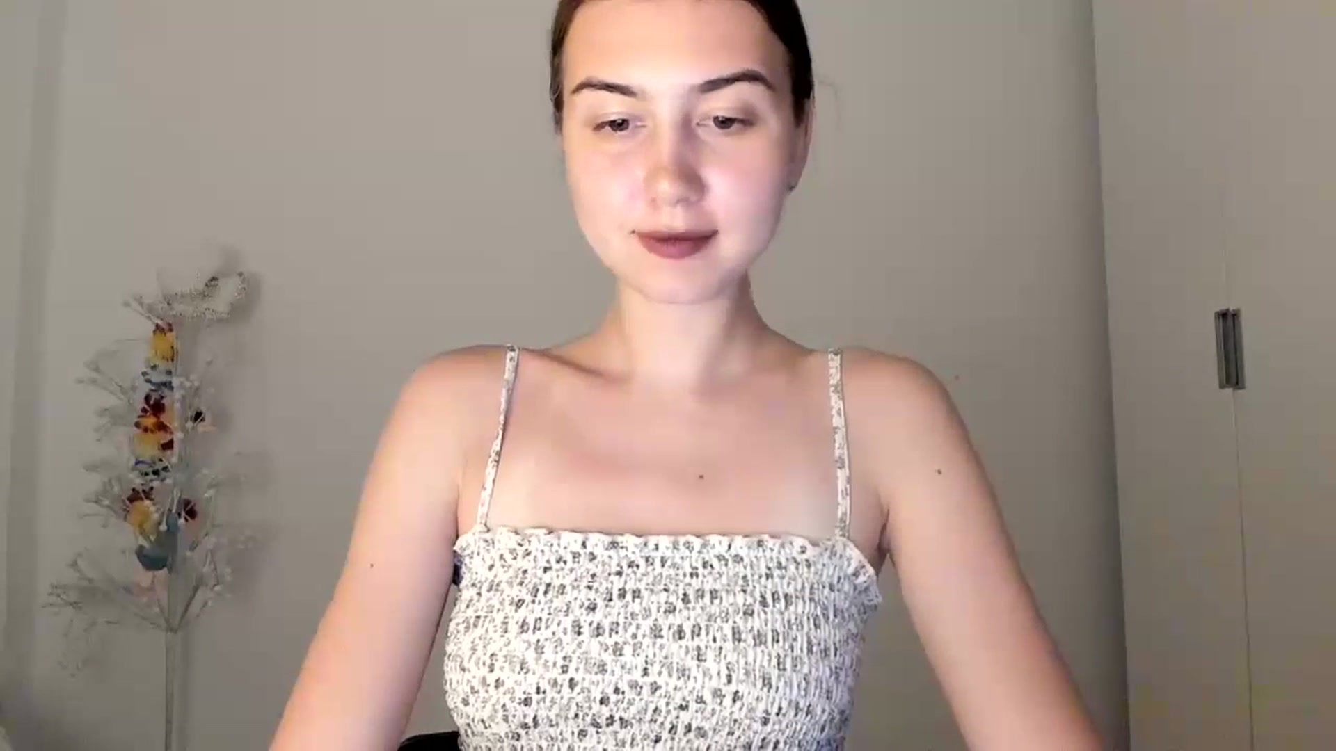 Gallery image thumbnail from Temptressy's myfreecams stream on, 06/14/2024, 20:36 image 4 of 20