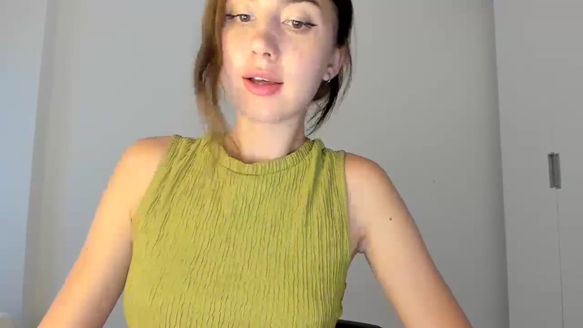 Gallery image thumbnail from Temptressy's myfreecams stream on, 07/16/2024, 19:23 image 19 of 20