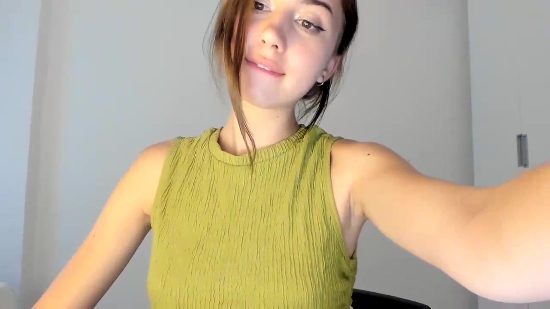 Gallery image thumbnail from Temptressy's myfreecams stream on, 07/16/2024, 19:23 image 15 of 20
