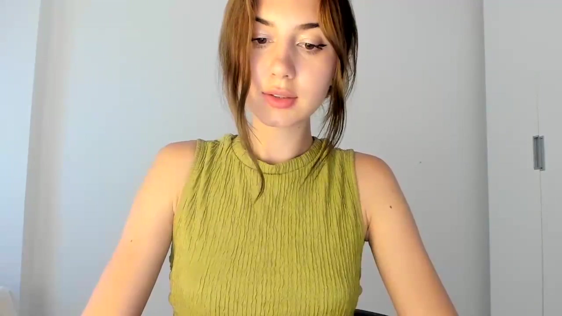 Gallery image thumbnail from Temptressy's myfreecams stream on, 07/16/2024, 19:23 image 8 of 20