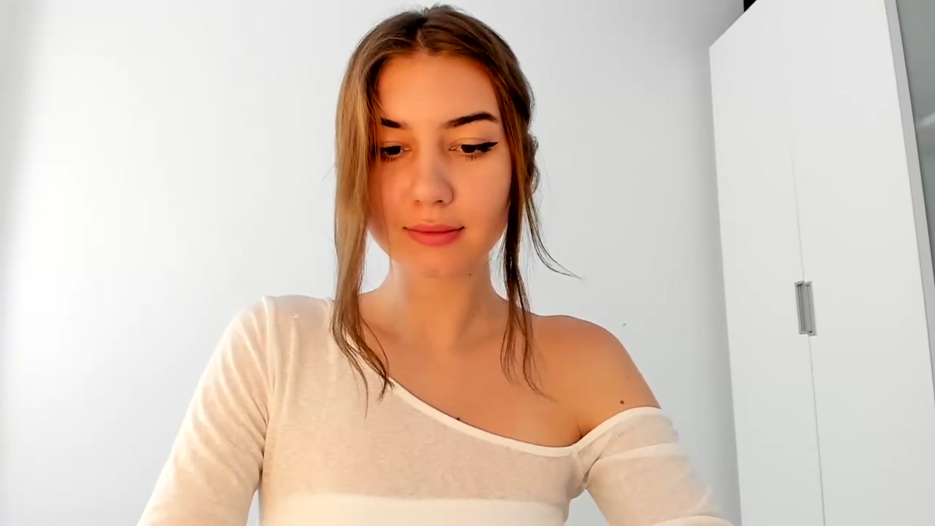 Gallery image thumbnail from Temptressy's myfreecams stream on, 07/20/2024, 15:51 image 16 of 20