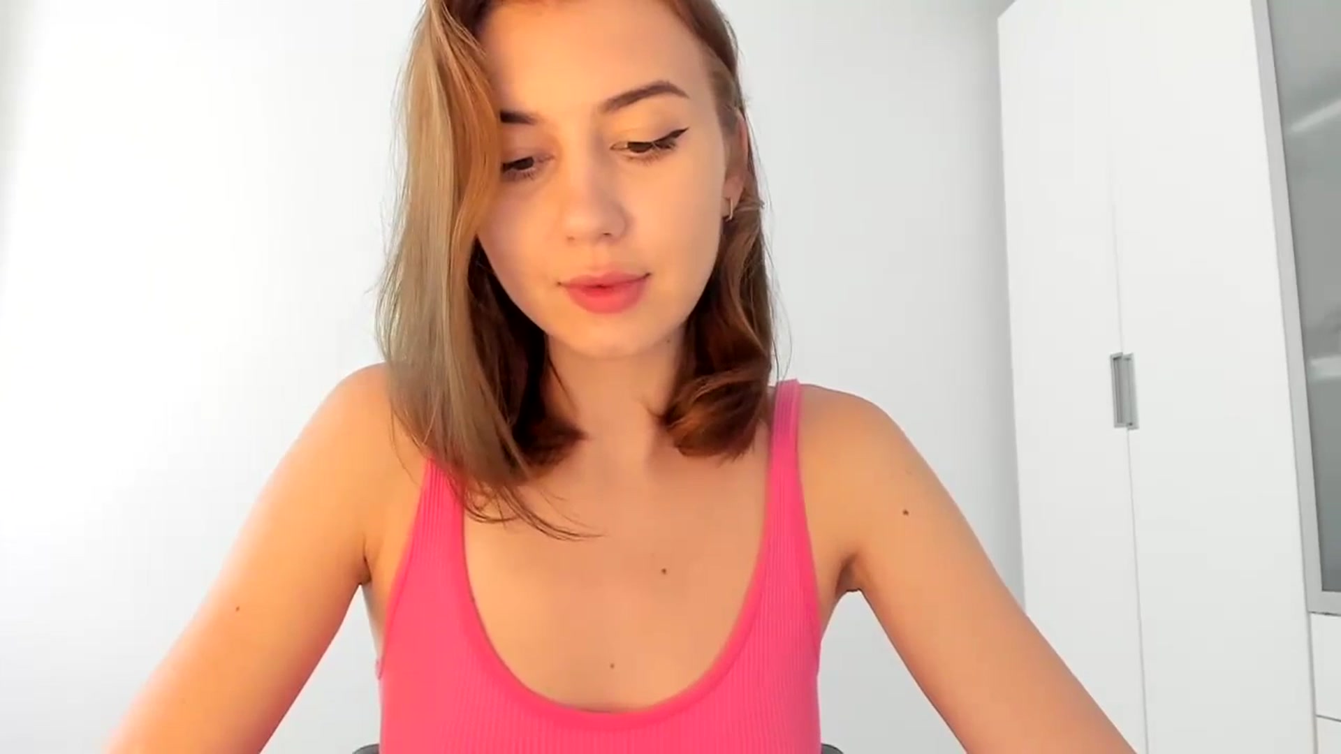 Gallery image thumbnail from Temptressy's myfreecams stream on, 08/01/2024, 15:37 image 7 of 20