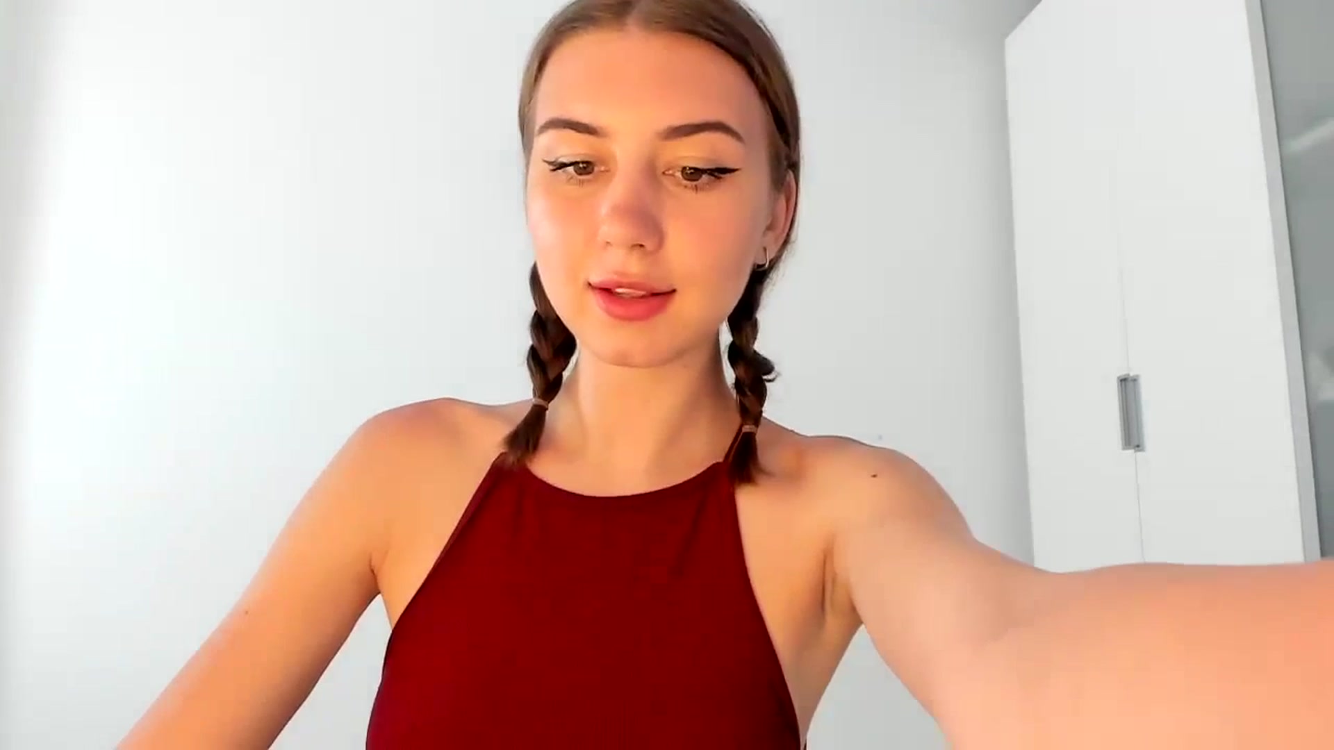 Gallery image thumbnail from Temptressy's myfreecams stream on, 08/05/2024, 17:47 image 15 of 20